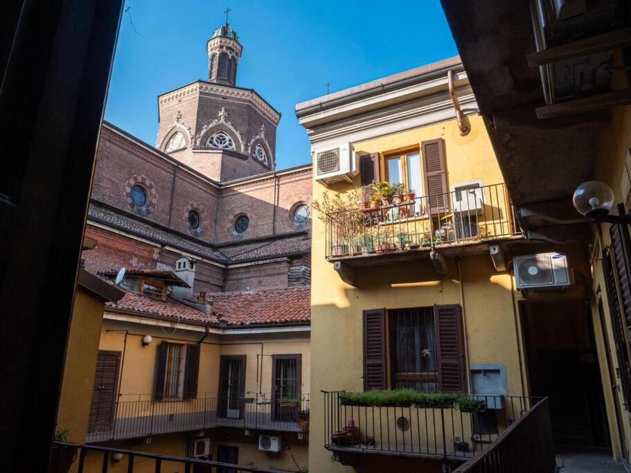 Romantic Flat On Navigli River By Easylife Milaan Buitenkant foto