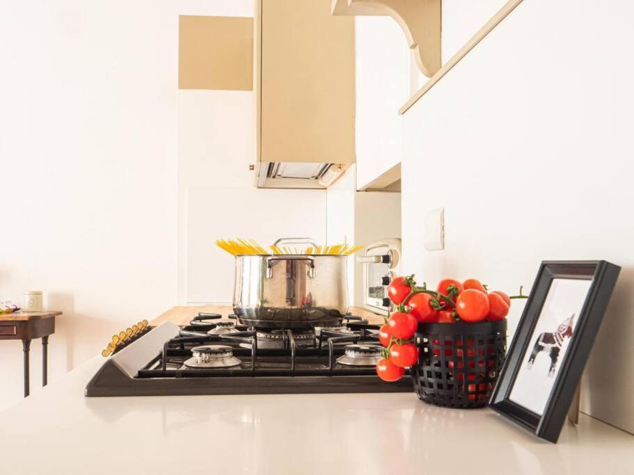 Romantic Flat On Navigli River By Easylife Milaan Buitenkant foto